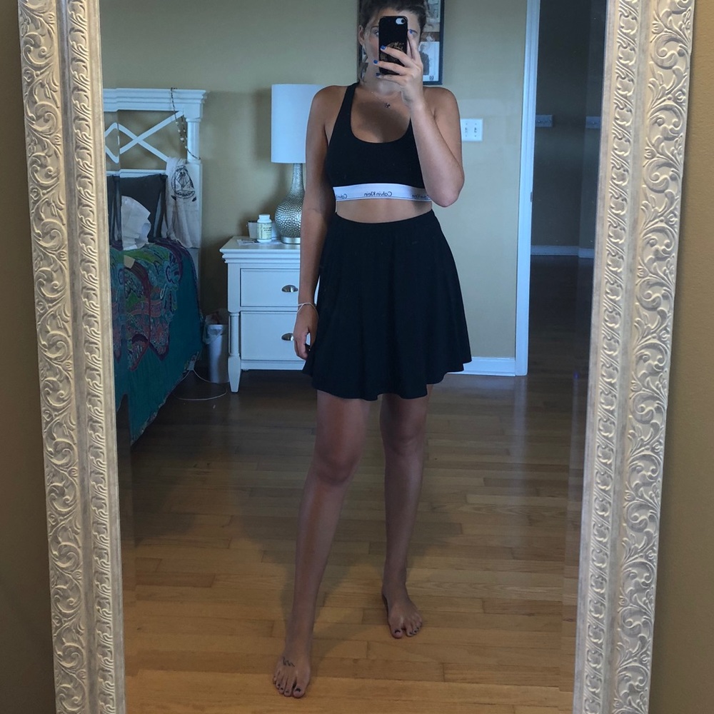 Skater black skirt